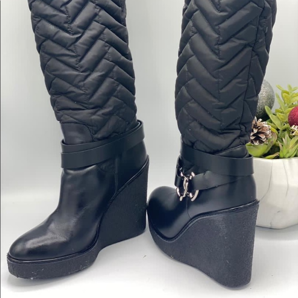 Moncler boots